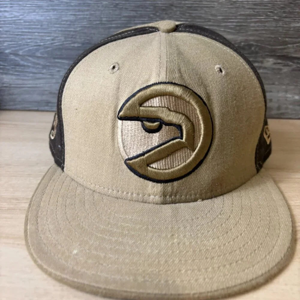 Vintage Atlanta Hawks Hat Cap Fitted 7 1/2 Brown NBA Basketball Wool USA New Era